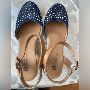 Denim color with studs very pretty
